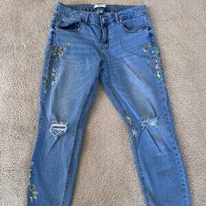Dex Women's Skinny Jeans Size 30 with floral sides